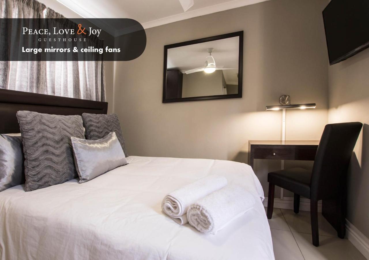 Peace Love And Joy Self Catering Units 포트엘리자베스 외부 사진