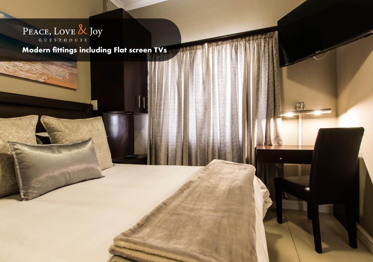 Peace Love And Joy Self Catering Units 포트엘리자베스 외부 사진