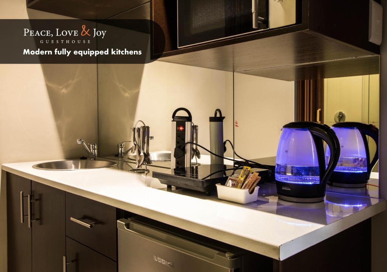 Peace Love And Joy Self Catering Units 포트엘리자베스 외부 사진